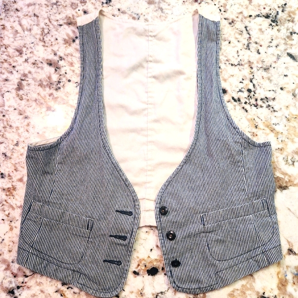 Uniqlo Pinstripe Vest Medium Navy - Picture 6 of 6
